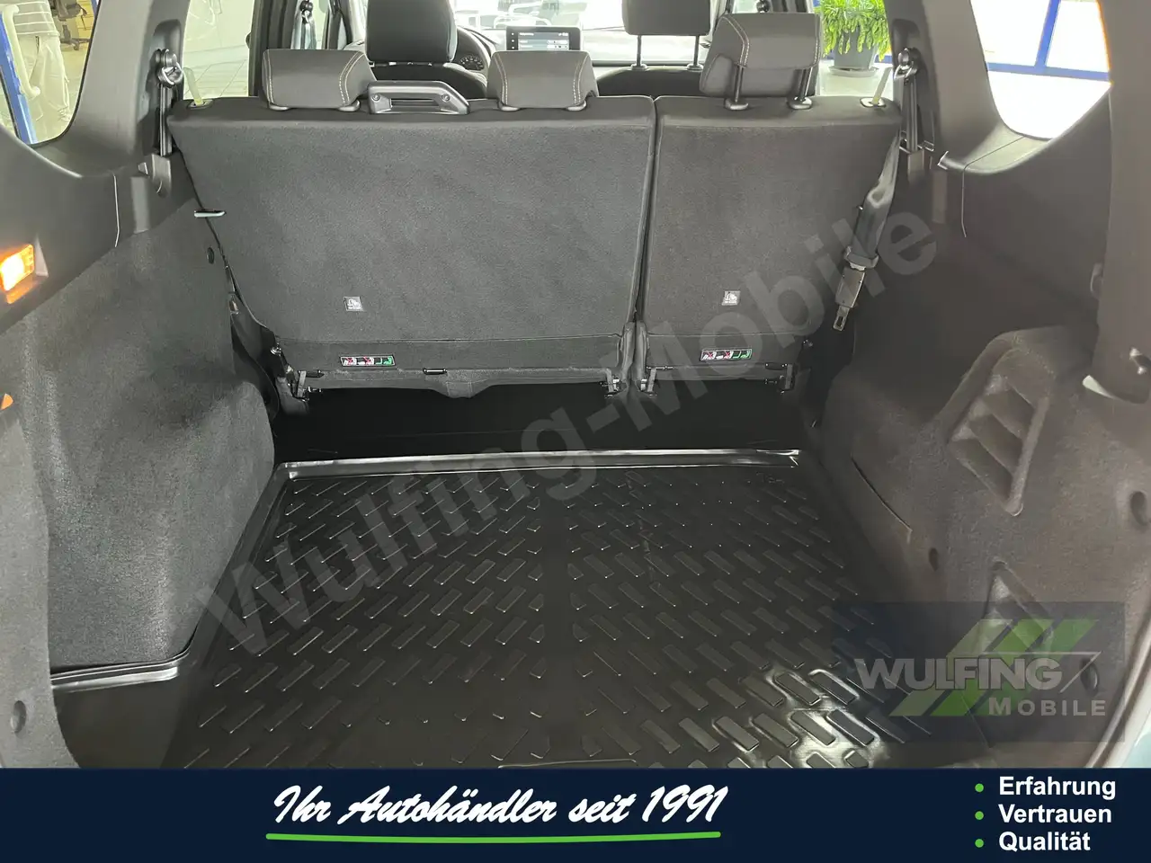 Dacia Jogger TCE110 Extreme, City-Pak.,Navi, RF-Kam. — معرض صور السيارة 32