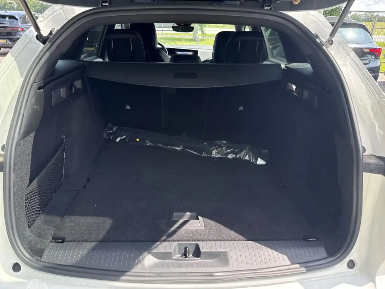 Opel Astra L ST GS 360 Kamera LED Apple CarPlay Android Auto — Vehicle gallery 8