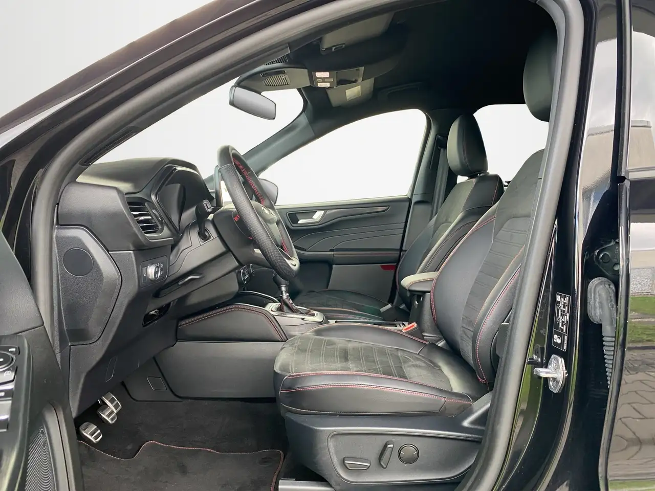 Ford Kuga ST-Line X ACC*HUD*Navi*RFK*SHZ*WiPa* — معرض صور السيارة 7