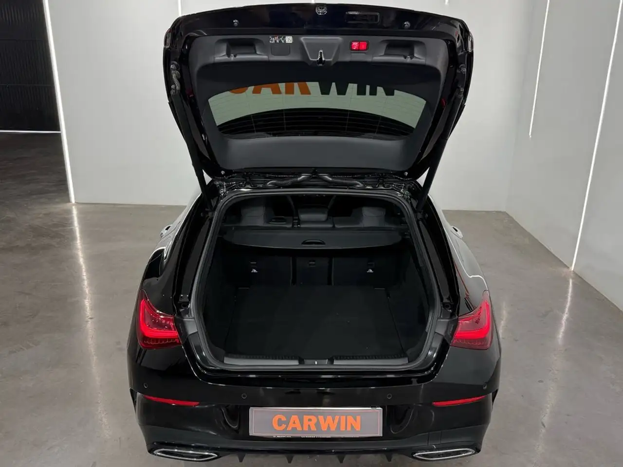 Mercedes-Benz CLA 200 D DCT Shooting Brake — معرض صور السيارة 9