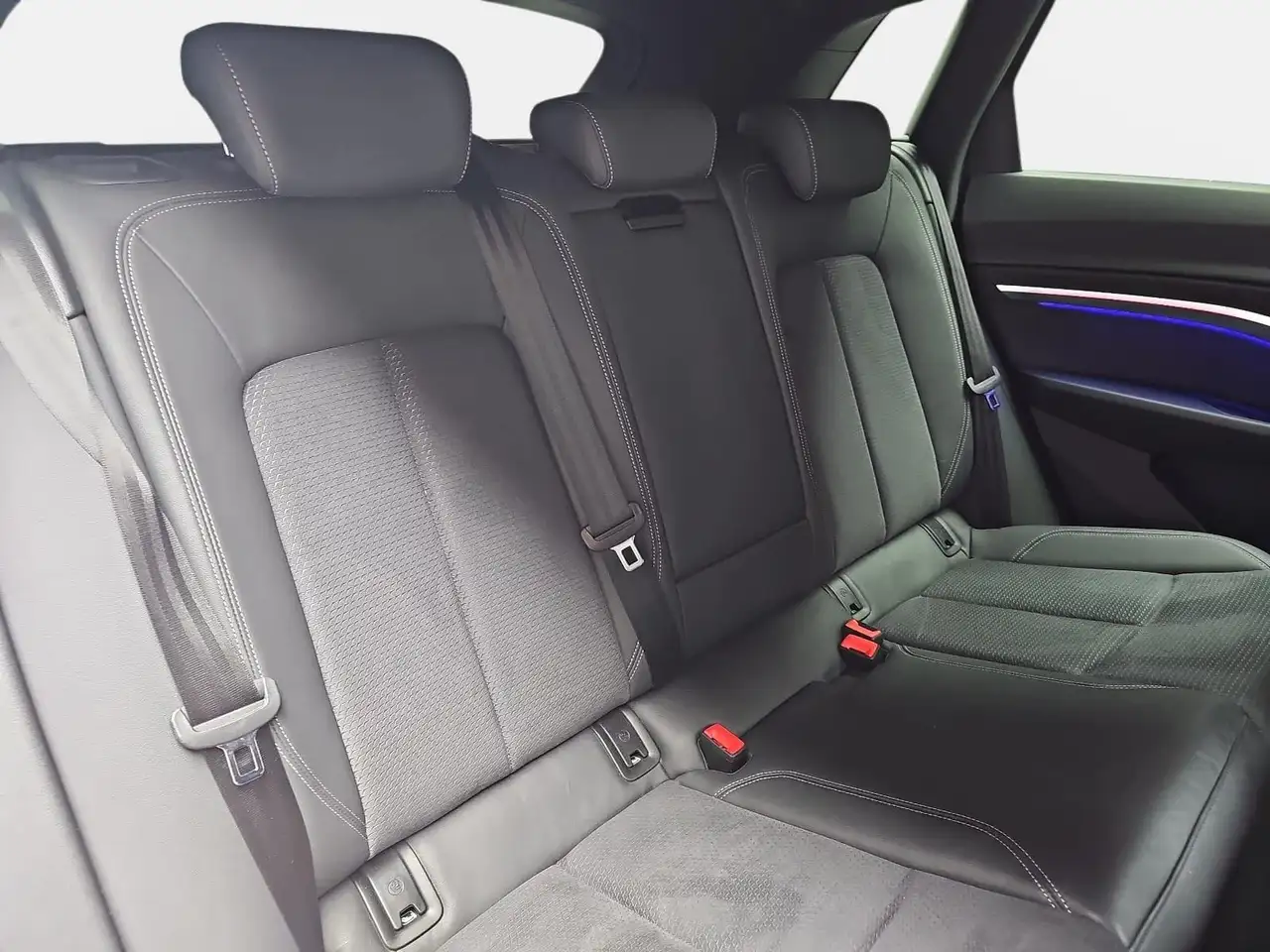 Audi Q8 e-tron Q8 E-TRON 50 QUATTRO ADVANCED NAVI LED LM20 — Vehicle gallery 21