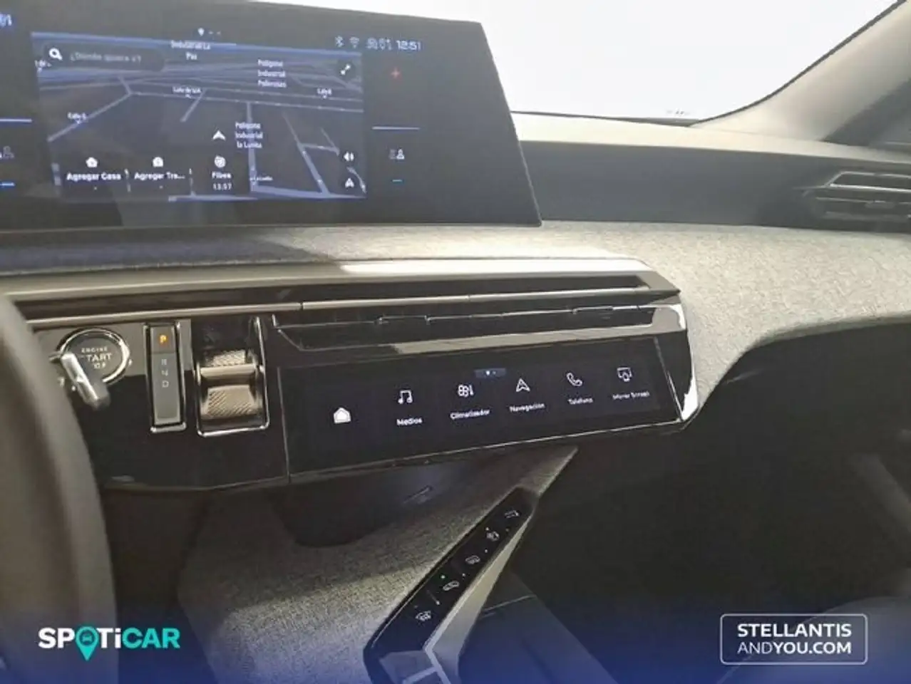 Peugeot 3008 Eléctrico 157kW Allure — معرض صور السيارة 16