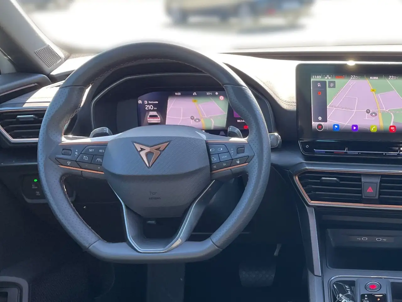 CUPRA Formentor 2.0 TSI DSG 4Drive+NAVI+REAR VIEW+ACC — Galería del vehículo 24