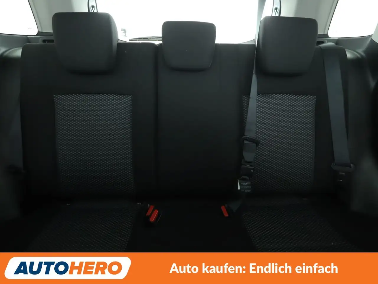 Suzuki Vitara 1.4 BoosterJet Comfort 4x2*TEMPO*LIM*SPUR* — معرض صور السيارة 15