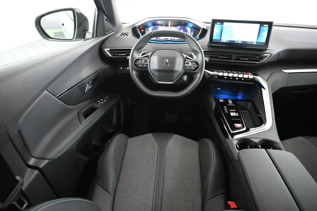 Peugeot 3008 1.6 180 PHEV e-EAT8 Allure-Pack LED/ACC/18 — Galerie du véhicule 31