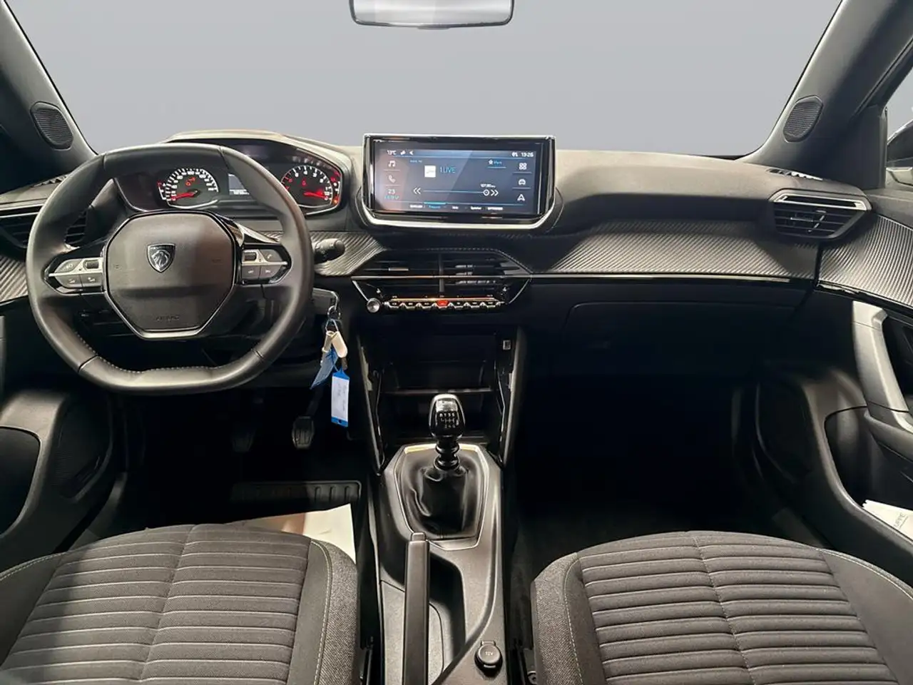 Peugeot 2008 1.2 PureTech 100 Active — Galerie du véhicule 10