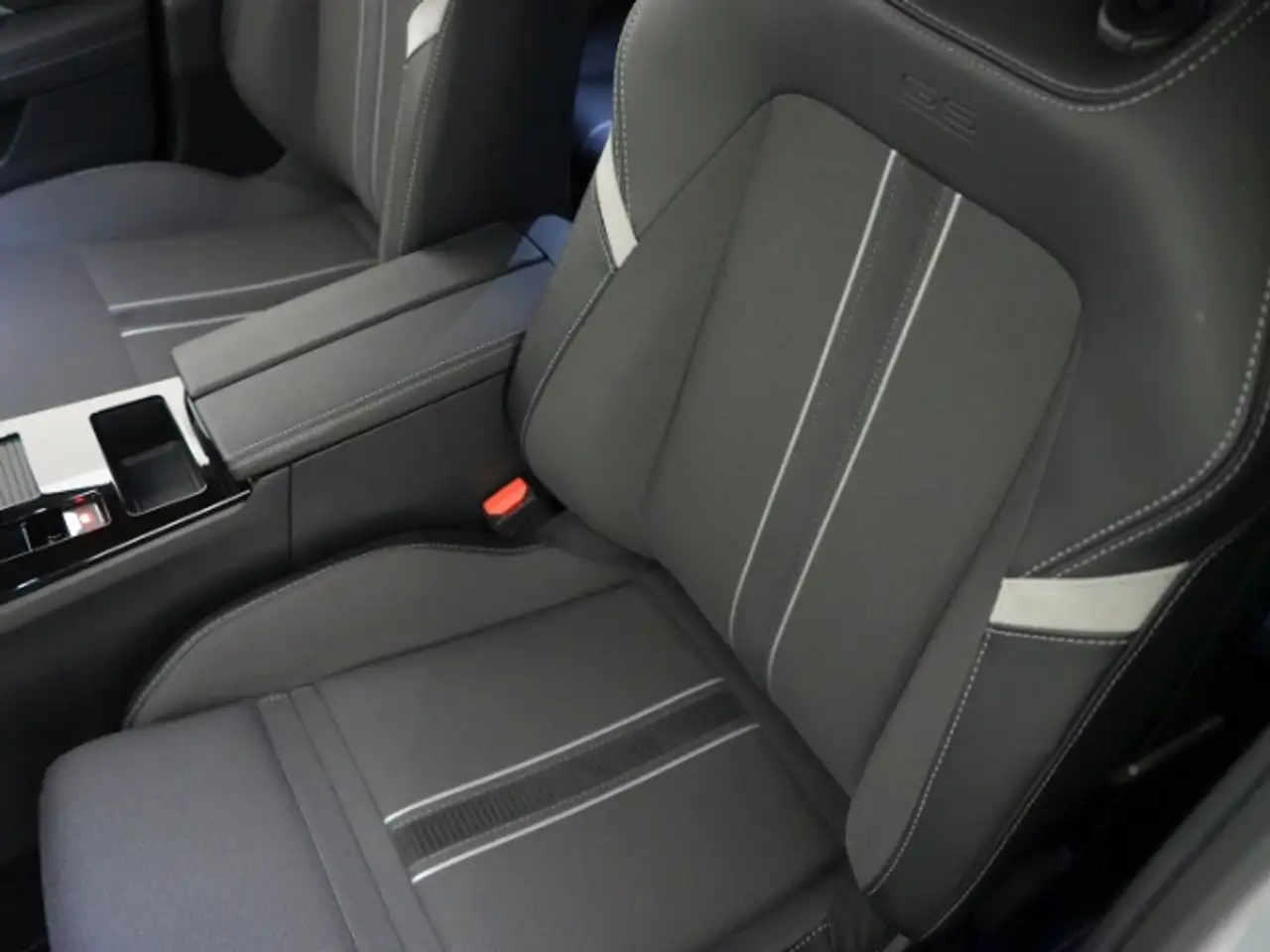 Opel Astra L ST GS AT+360°KAMERA+KEYLESS+AHR-SITZ+SITZ-/LENKR — Galerie du véhicule 12
