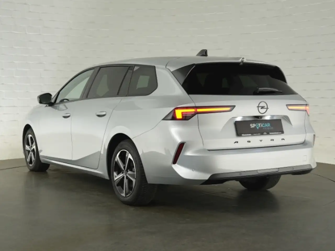 Opel Astra L ST GS AT+360°KAMERA+KEYLESS+AHR-SITZ+SITZ-/LENKR — Galerie du véhicule 28