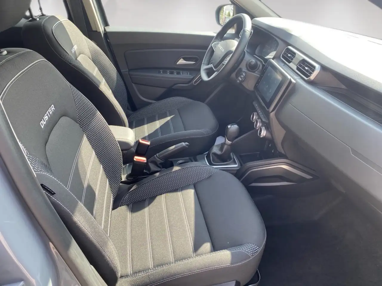 Dacia Duster 1.3 TCe Journey Go EDC 4x2 110kW — Vehicle gallery 5