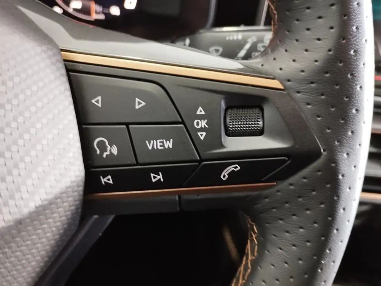 CUPRA Leon Sportstourer 1.5 TSI 110 — معرض صور السيارة 15