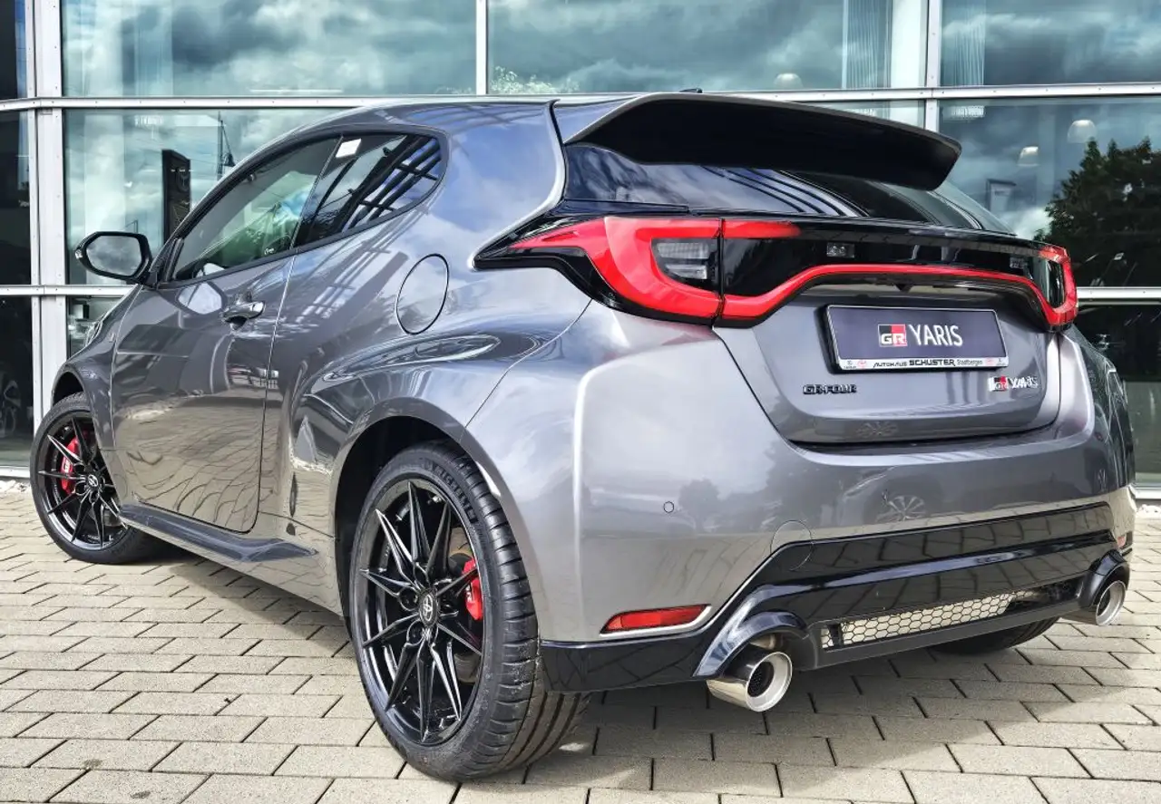 Toyota Yaris GR Automatik*Alufelgen geschmiedet, Convenience Pa — Galería del vehículo 5