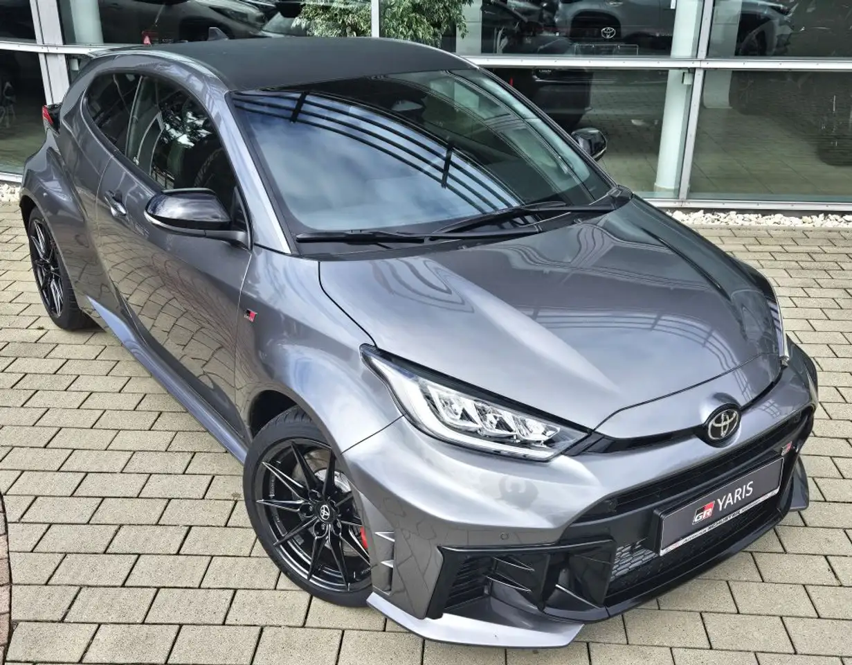 Toyota Yaris GR Automatik*Alufelgen geschmiedet, Convenience Pa — Galería del vehículo 3