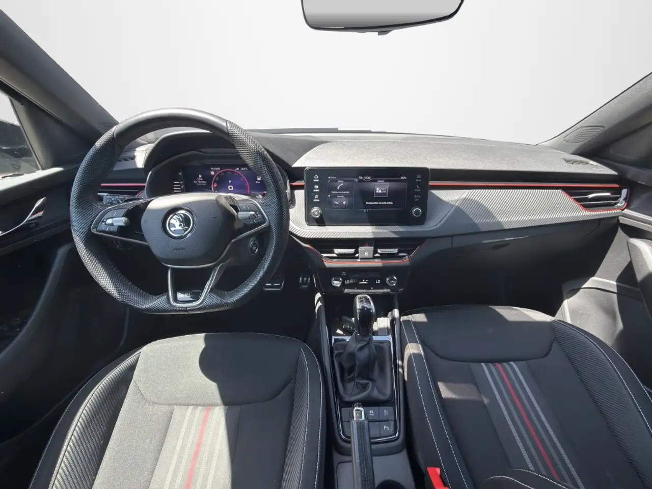 Skoda Kamiq 1.5 TSI Monte Carlo DSG7 110kW — Galerie du véhicule 11