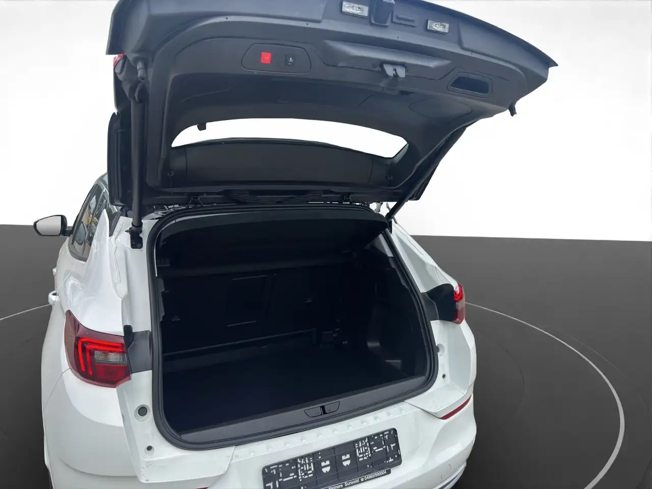 Opel Grandland 1.2 Turbo 360 KeyLess LED CARPLAY — Galerie du véhicule 11