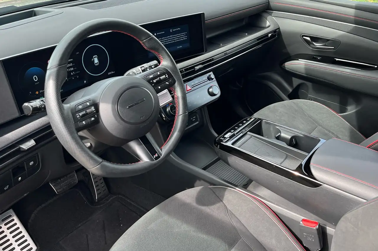 Hyundai TUCSON 1.6D 48V NLine Sky DT — معرض صور السيارة 6