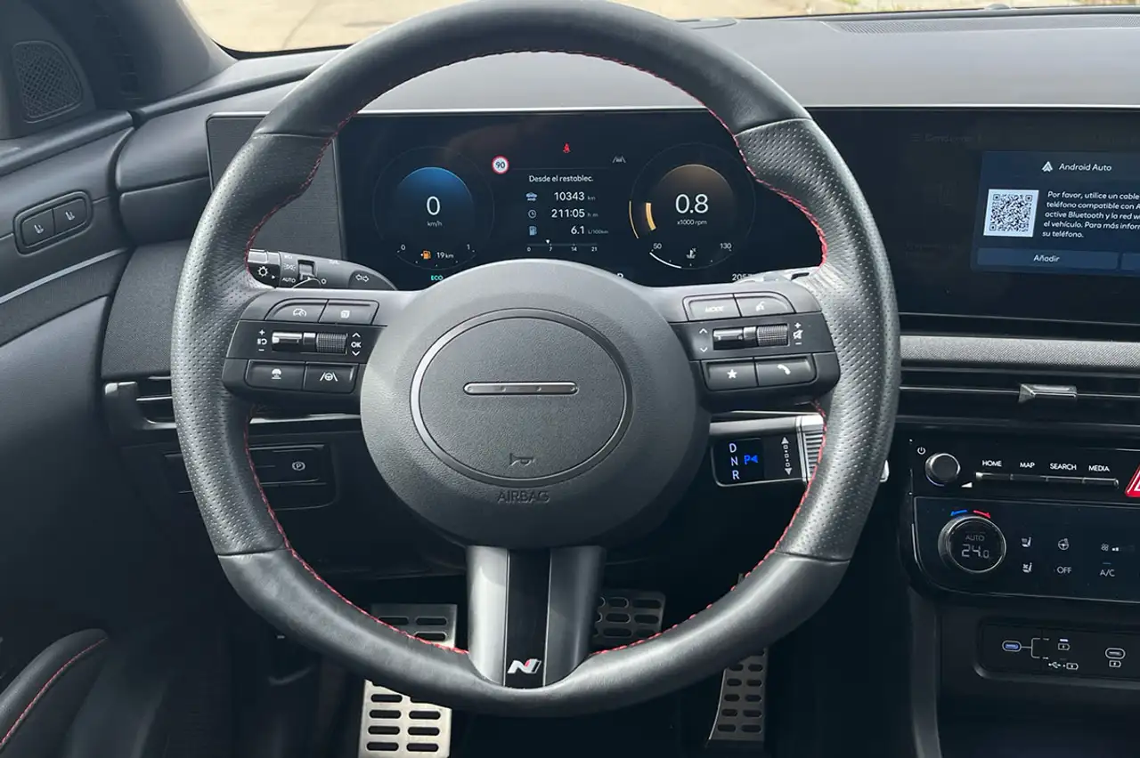 Hyundai TUCSON 1.6D 48V NLine Sky DT — معرض صور السيارة 28