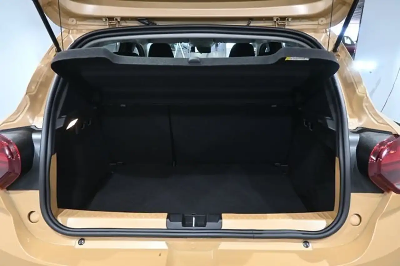 Dacia Sandero Stepway TCe Extreme Go 81kW — معرض صور السيارة 8