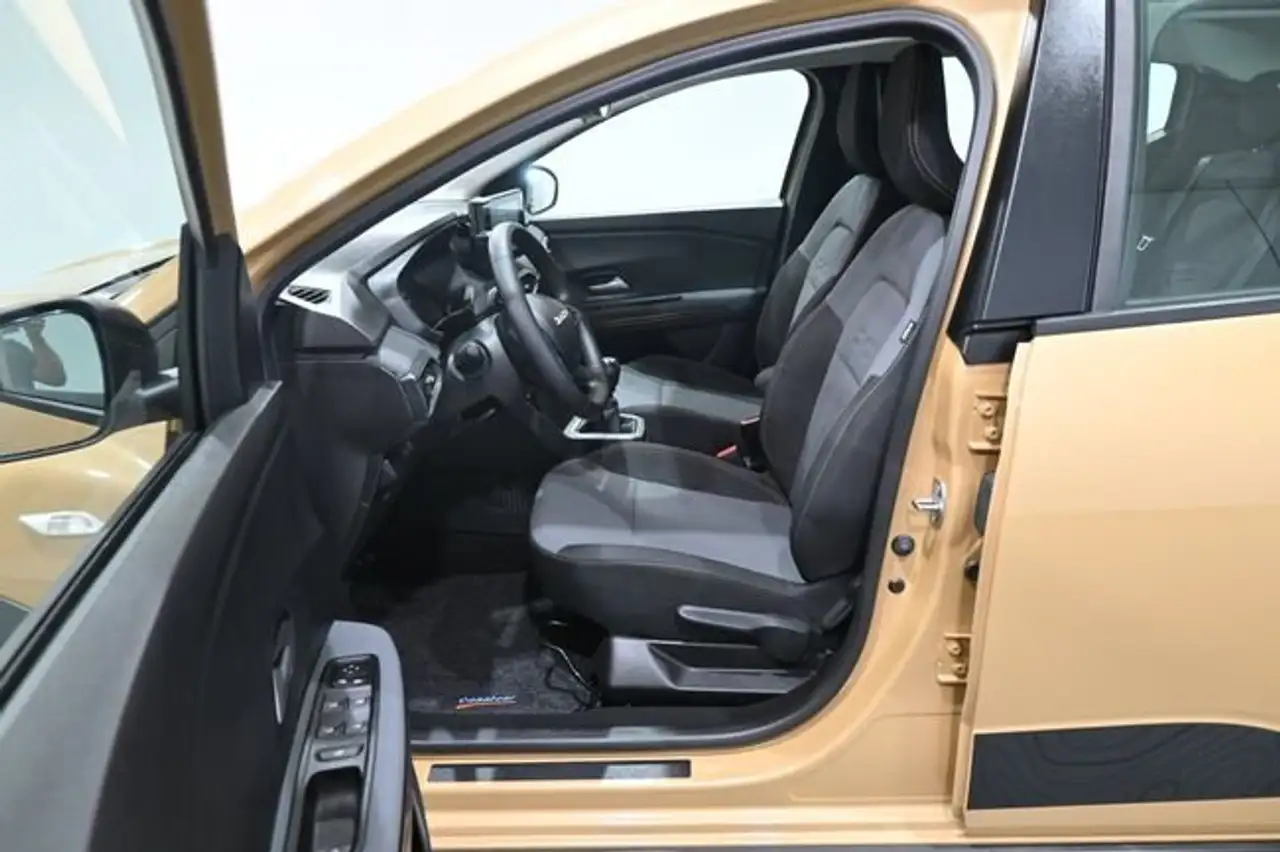 Dacia Sandero Stepway TCe Extreme Go 81kW — معرض صور السيارة 10