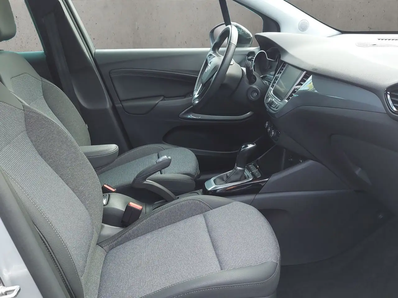 Opel Crossland 1.2 Turbo Enjoy Automatik, Navi, Rückf — معرض صور السيارة 17