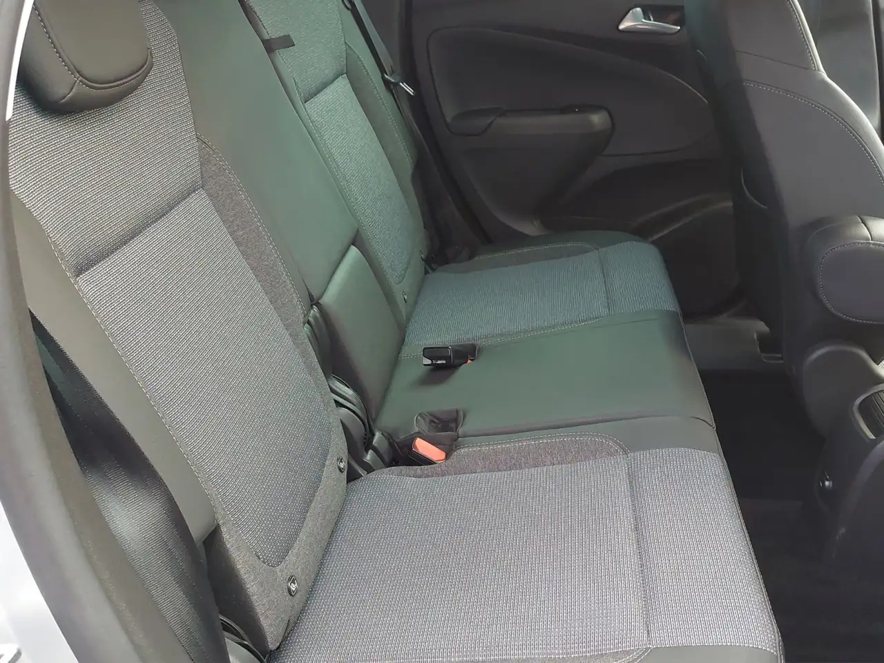 Opel Crossland 1.2 Turbo Enjoy Automatik, Navi, Rückf — معرض صور السيارة 18