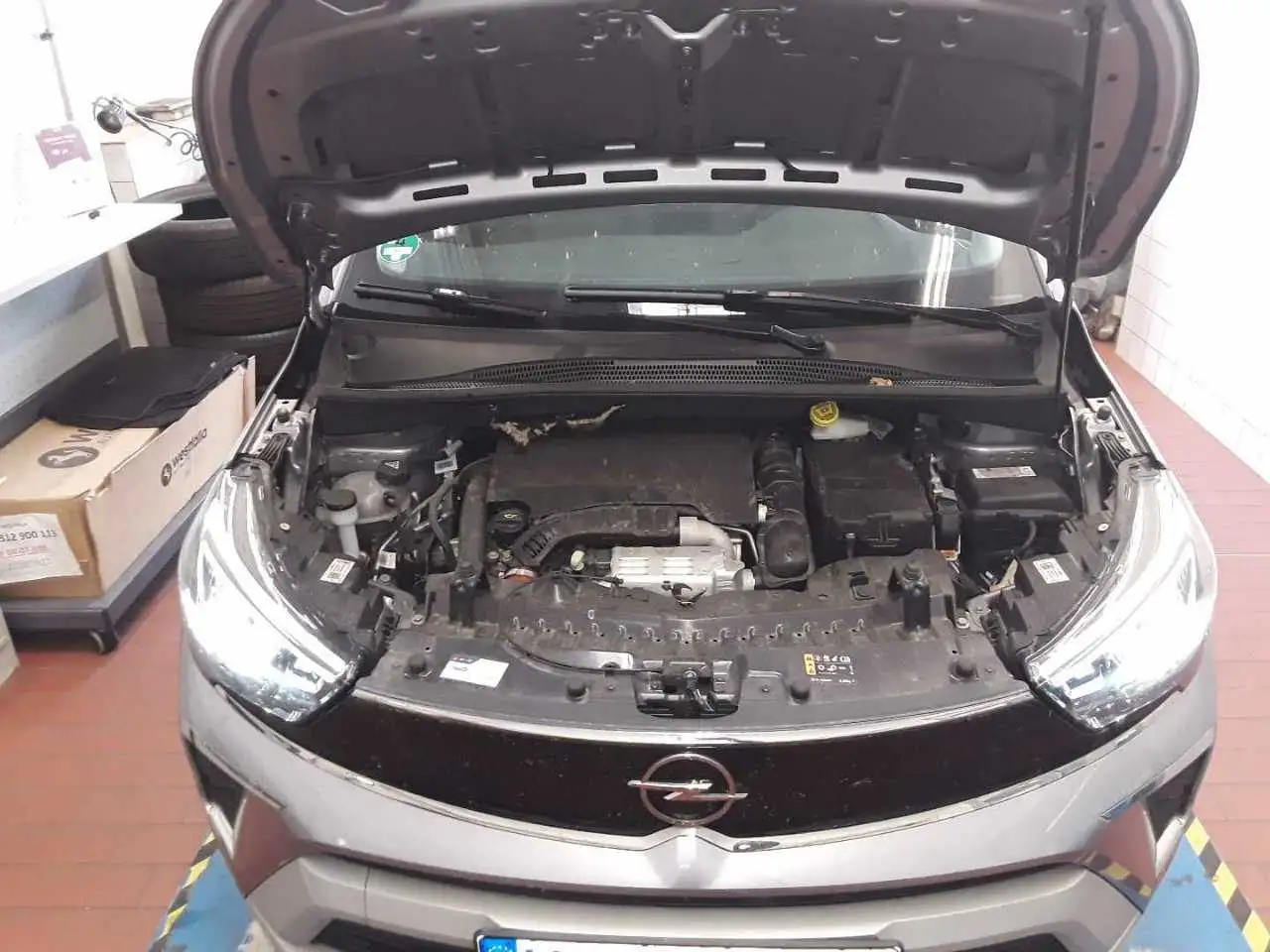 Opel Crossland AT6 Elegance LED/Navi/Ergo/PDC/Kamera — Galería del vehículo 10