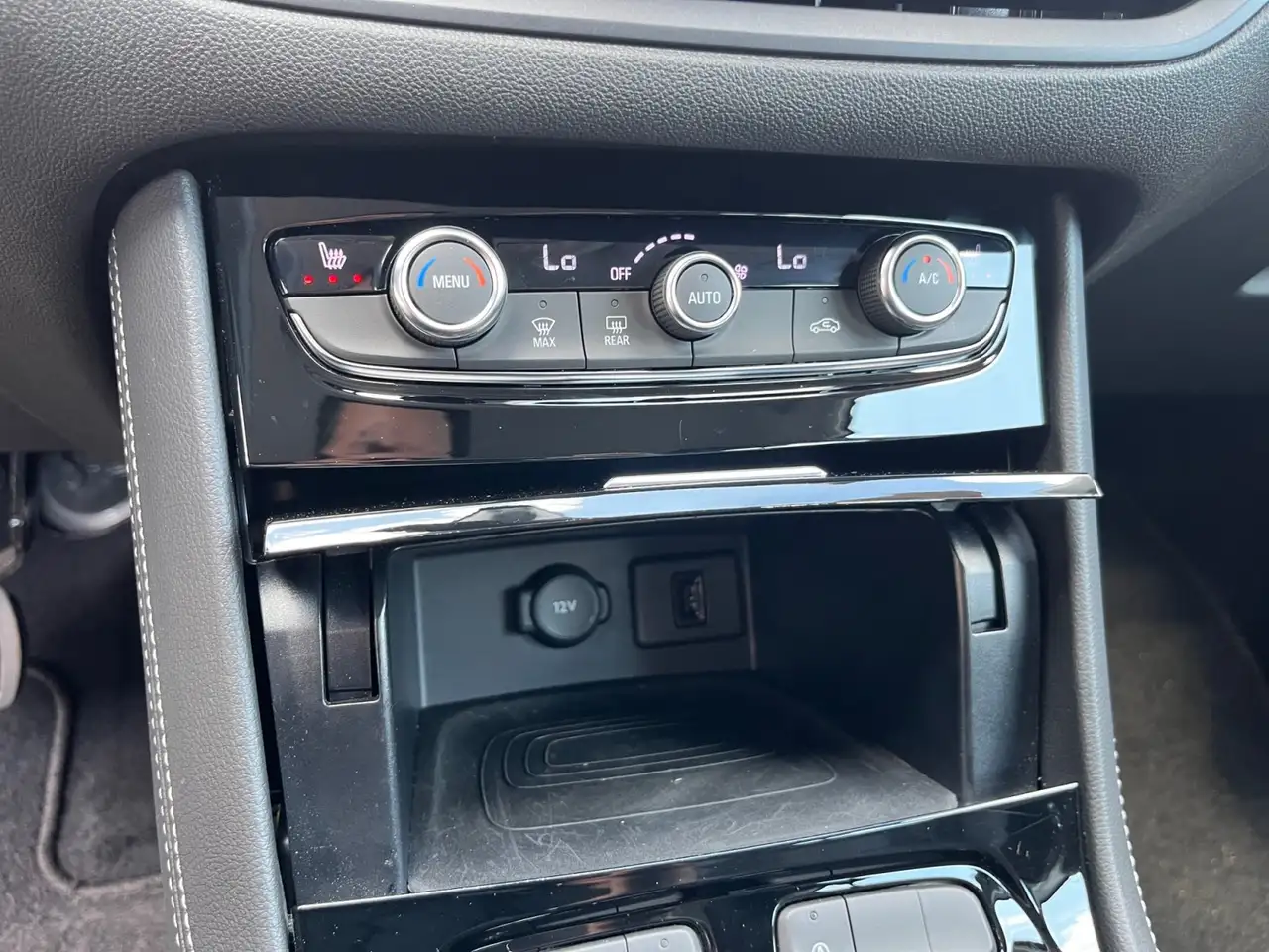Opel Grandland 1.2 GS Line 2xKlima 360 AUT Alcant. — Galerie du véhicule 20