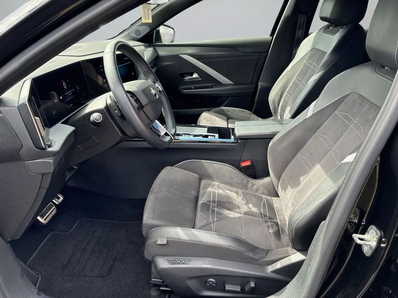 Opel Astra L 1.2 Turbo ULTIMATE ACC+Alcantara+LED+SD — Vehicle gallery 10