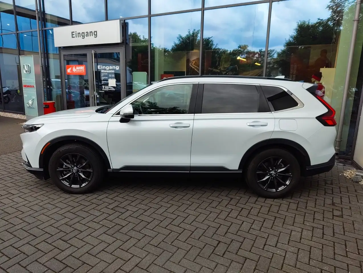 Honda CR-V 2,0 e:HEV Elegance 2WD Navi/LED/Kamera — معرض صور السيارة 9