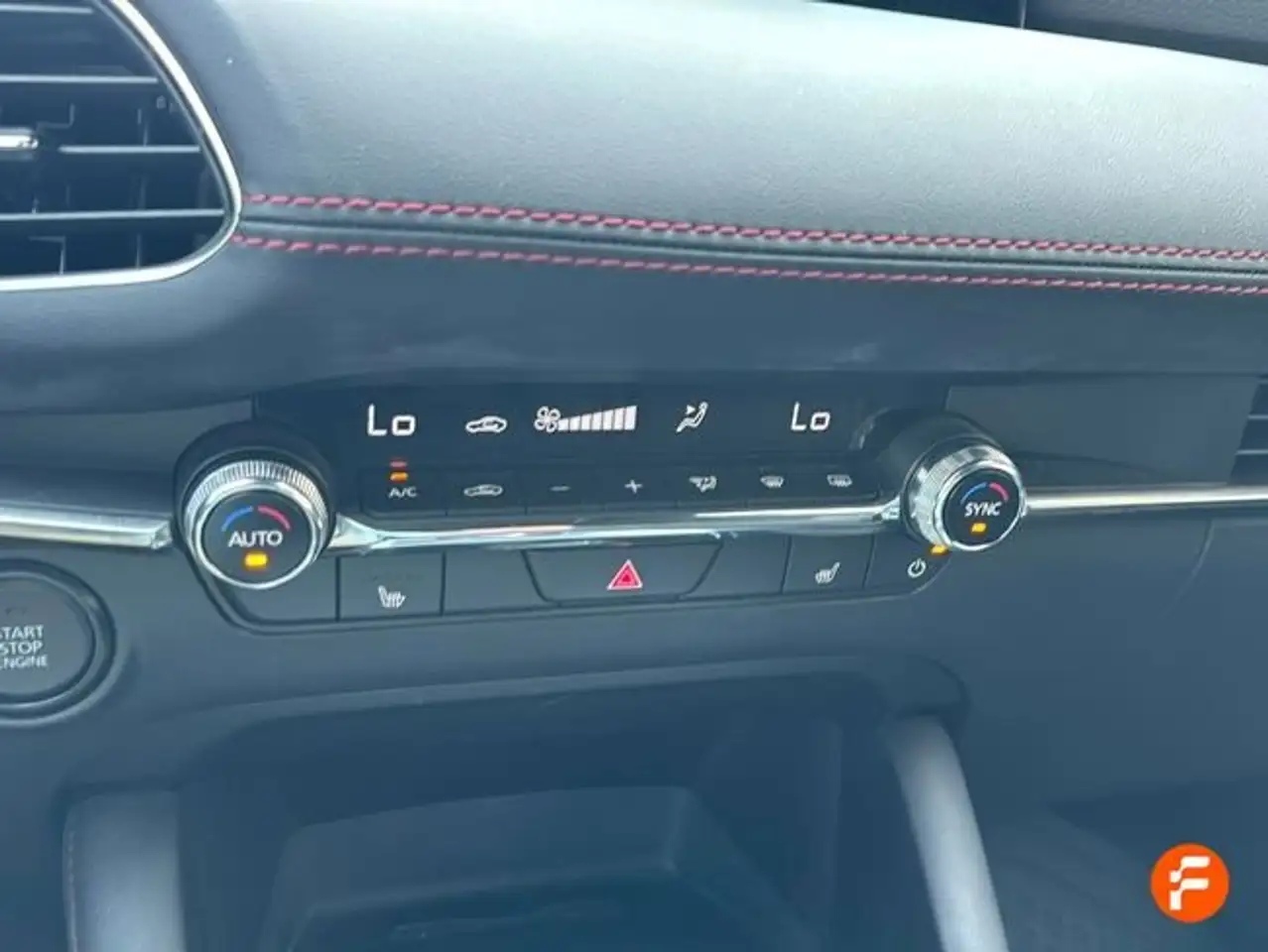 Mazda 3 e-SKYACTIV-G EXCLUSIVE-LINE PLUS — Vehicle gallery 19