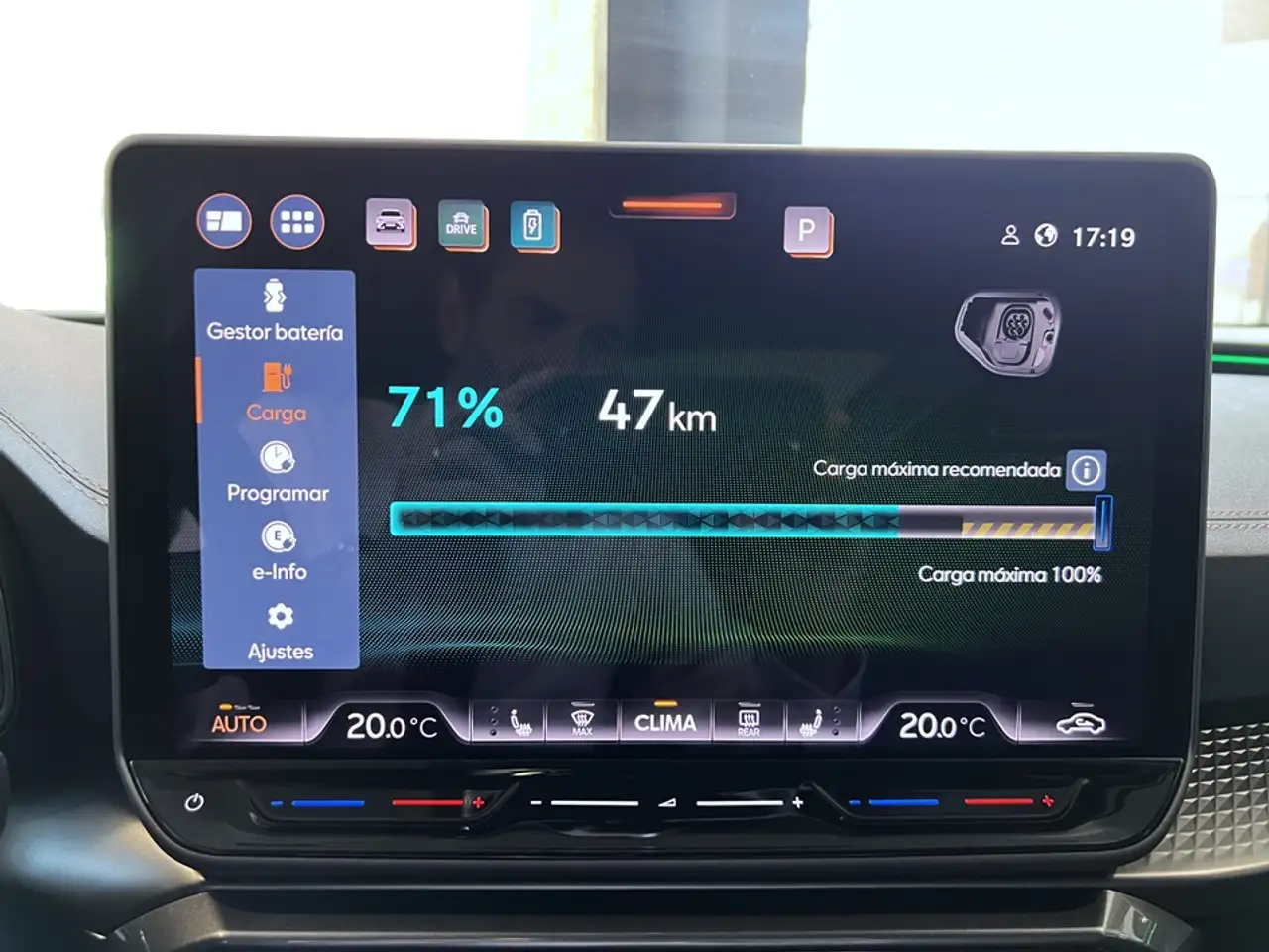 CUPRA Formentor 1.5 e-Hybrid 200 VZ Extreme DSG — Vehicle gallery 17
