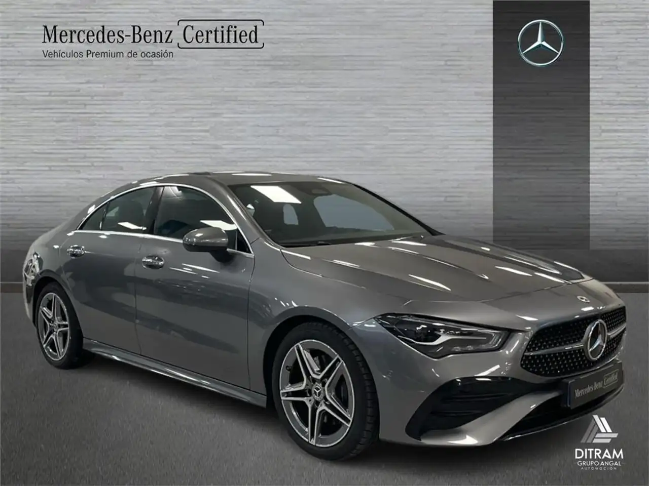 Mercedes-Benz CLA 220 D DCT — معرض صور السيارة 2