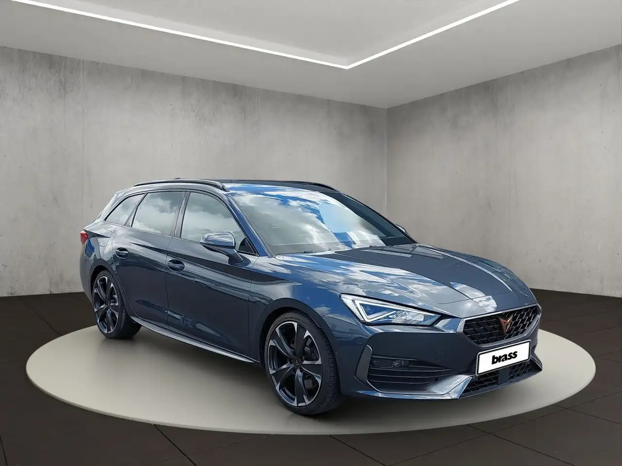 CUPRA Leon Cupra Leon Sportstourer VZ 2.0 TSI, Automatik, N — Galería del vehículo 7
