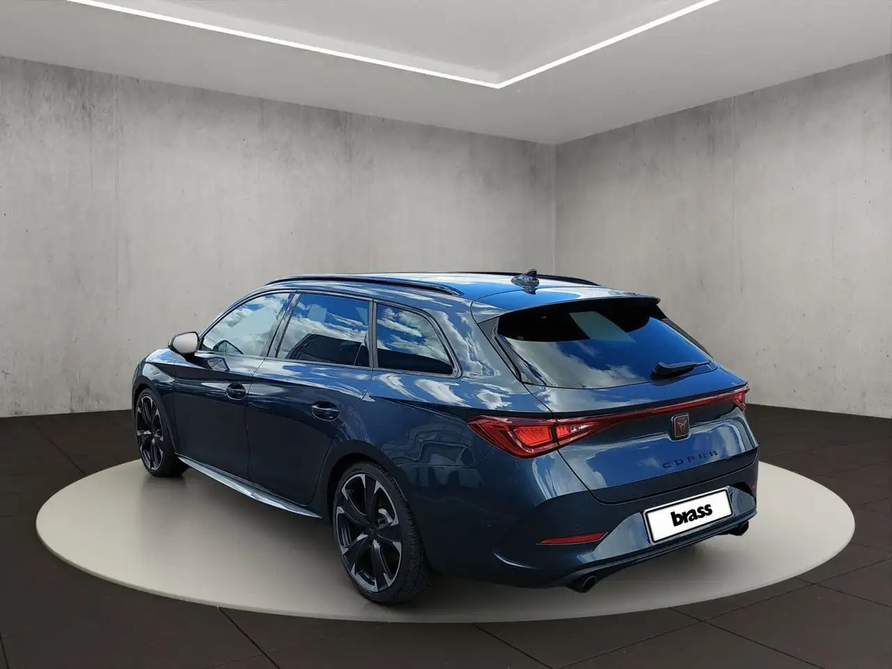 CUPRA Leon Cupra Leon Sportstourer VZ 2.0 TSI, Automatik, N — Galería del vehículo 3