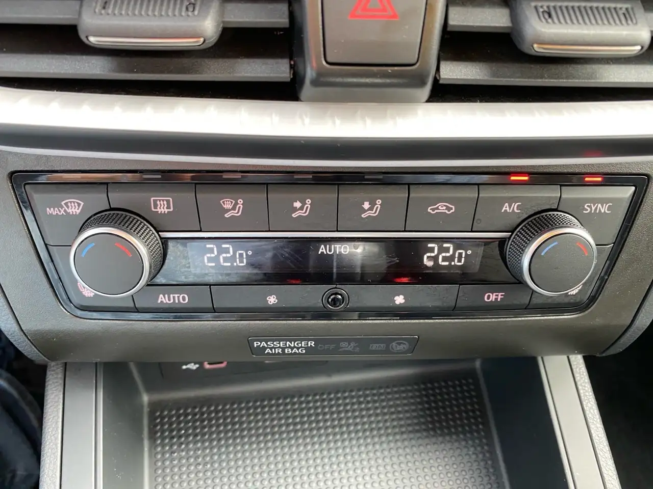 SEAT Ibiza 1.0 TSI DSG STYLE +LED +CARPLAY +SHZ +ALU +DAB + — معرض صور السيارة 18