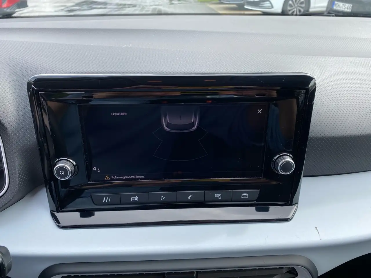 SEAT Ibiza 1.0 TSI DSG STYLE +LED +CARPLAY +SHZ +ALU +DAB + — معرض صور السيارة 14