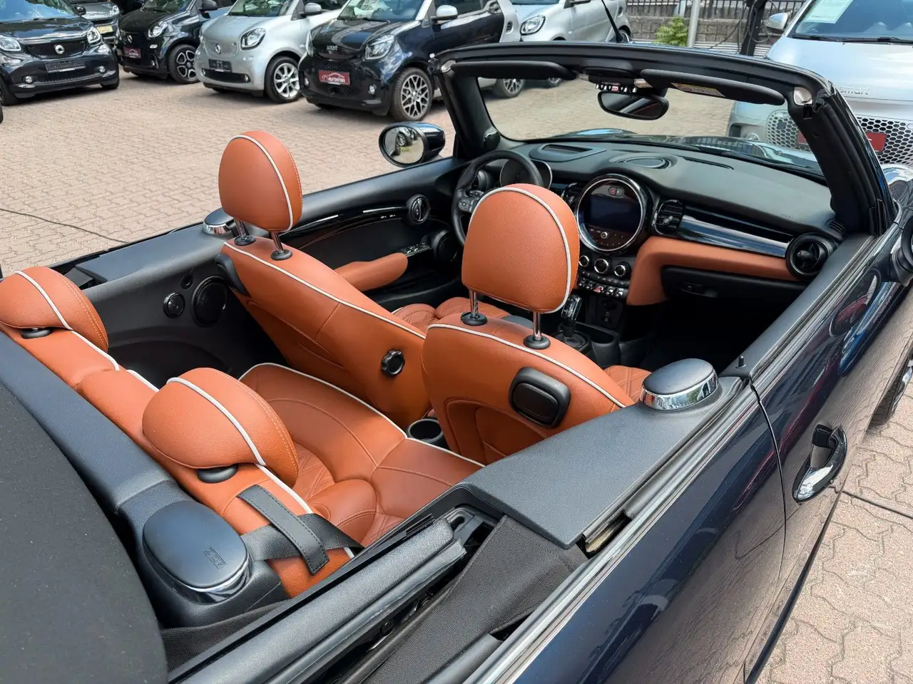 MINI John Cooper Works Cabrio JohnCooperWorks Trim Cabrio*LEDER*HuD*H/K*KAM — معرض صور السيارة 18