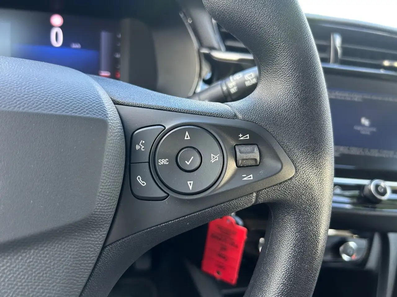 Opel Corsa F 1.2 Edition LED+LM+PDC+Facelift+SpurH — Galería del vehículo 15