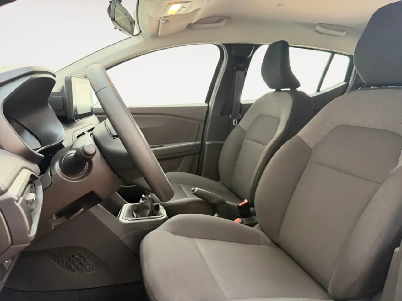 Dacia Sandero III Essential LED TEMPOMAT APPLE/ANDROID PDC BLUET — Vehicle gallery 9