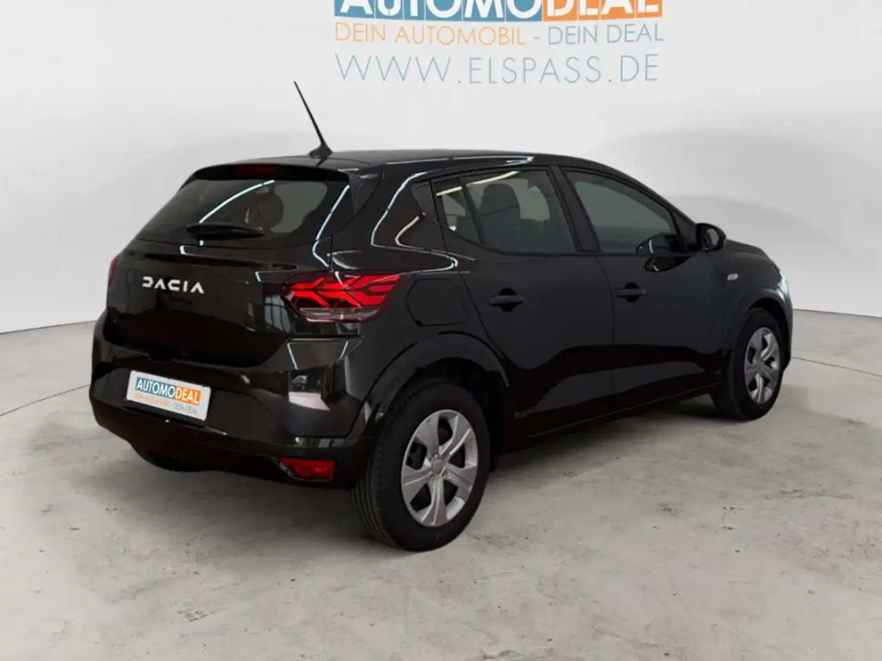 Dacia Sandero III Essential LED TEMPOMAT APPLE/ANDROID PDC BLUET — Vehicle gallery 5