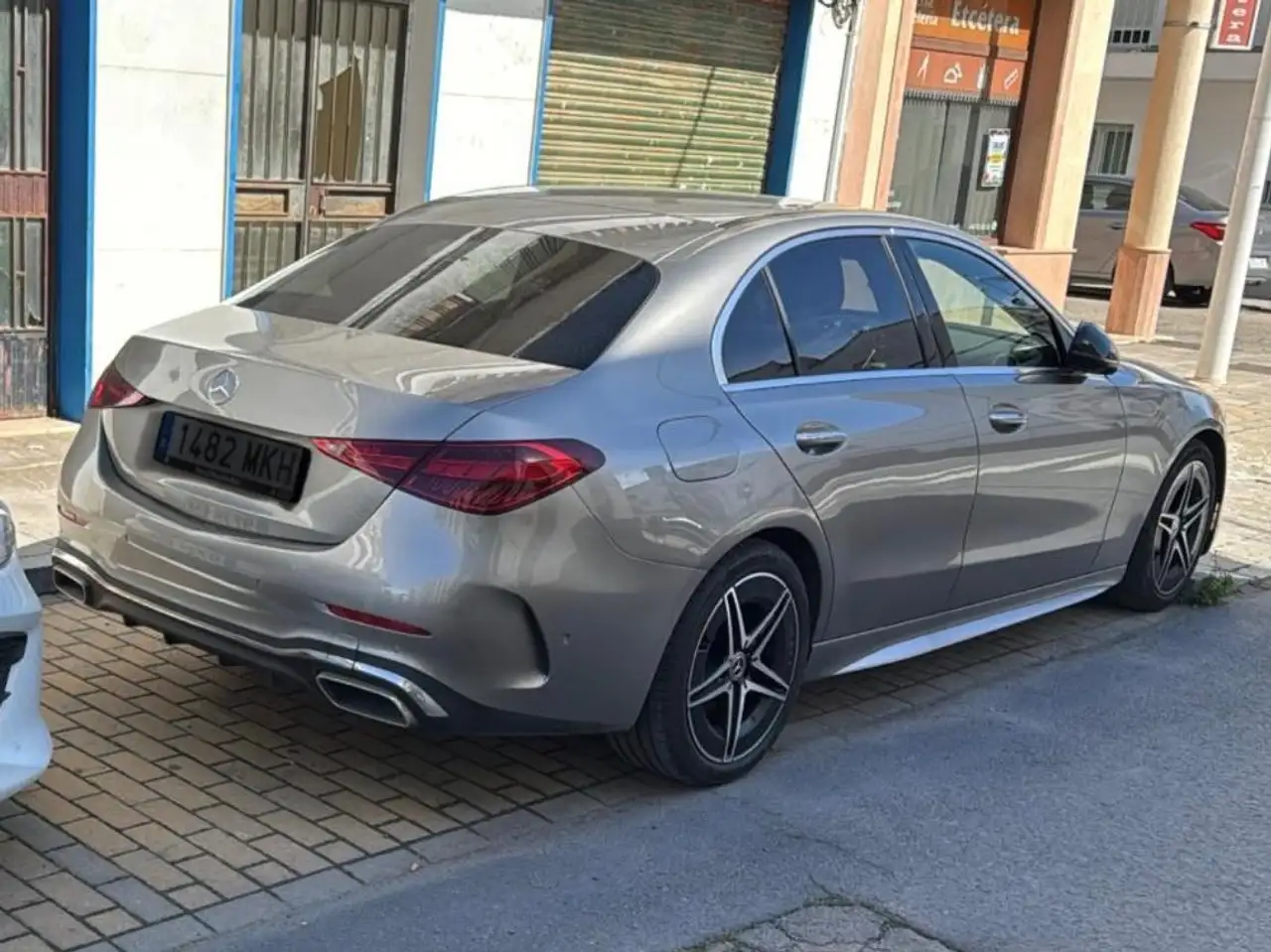 Mercedes-Benz C 200 C 200d 9G-Tronic — معرض صور السيارة 3