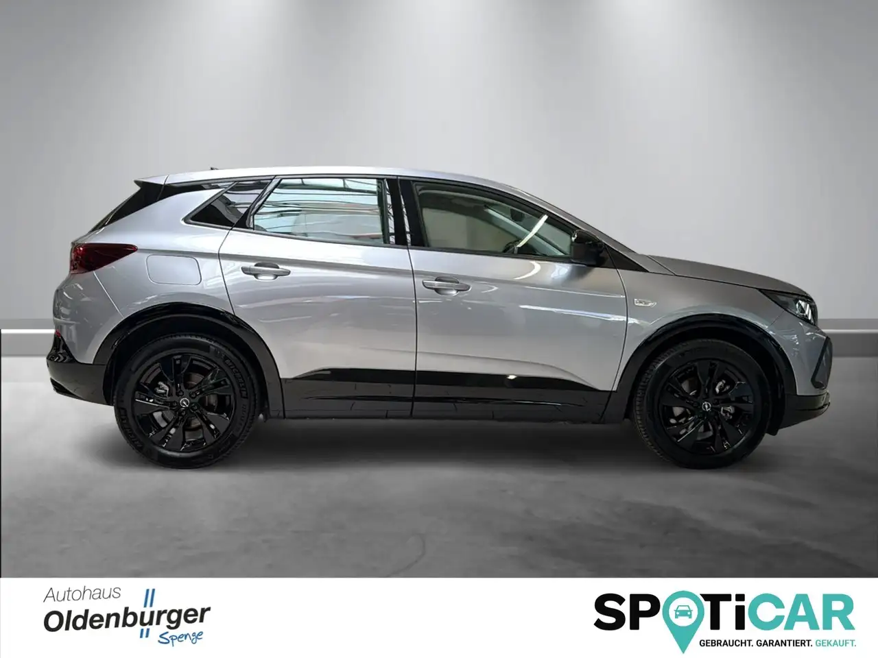 Opel Grandland GS, Kamera, elektrisch Heckklappe — Vehicle gallery 4