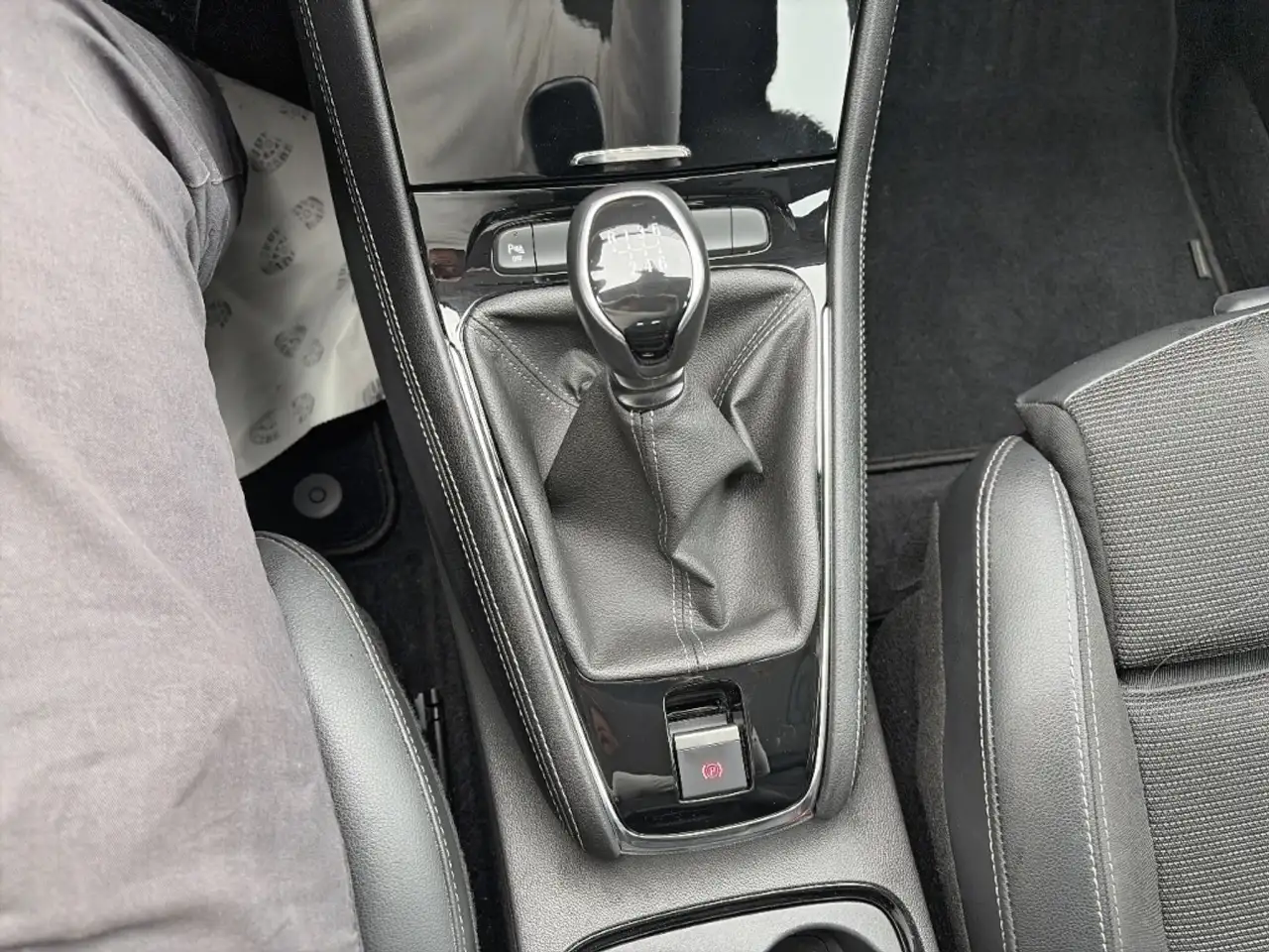 Opel Grandland GS Line 1.2 Turbo EU6e Navi Digitales Cockpit LED — Vehicle gallery 12