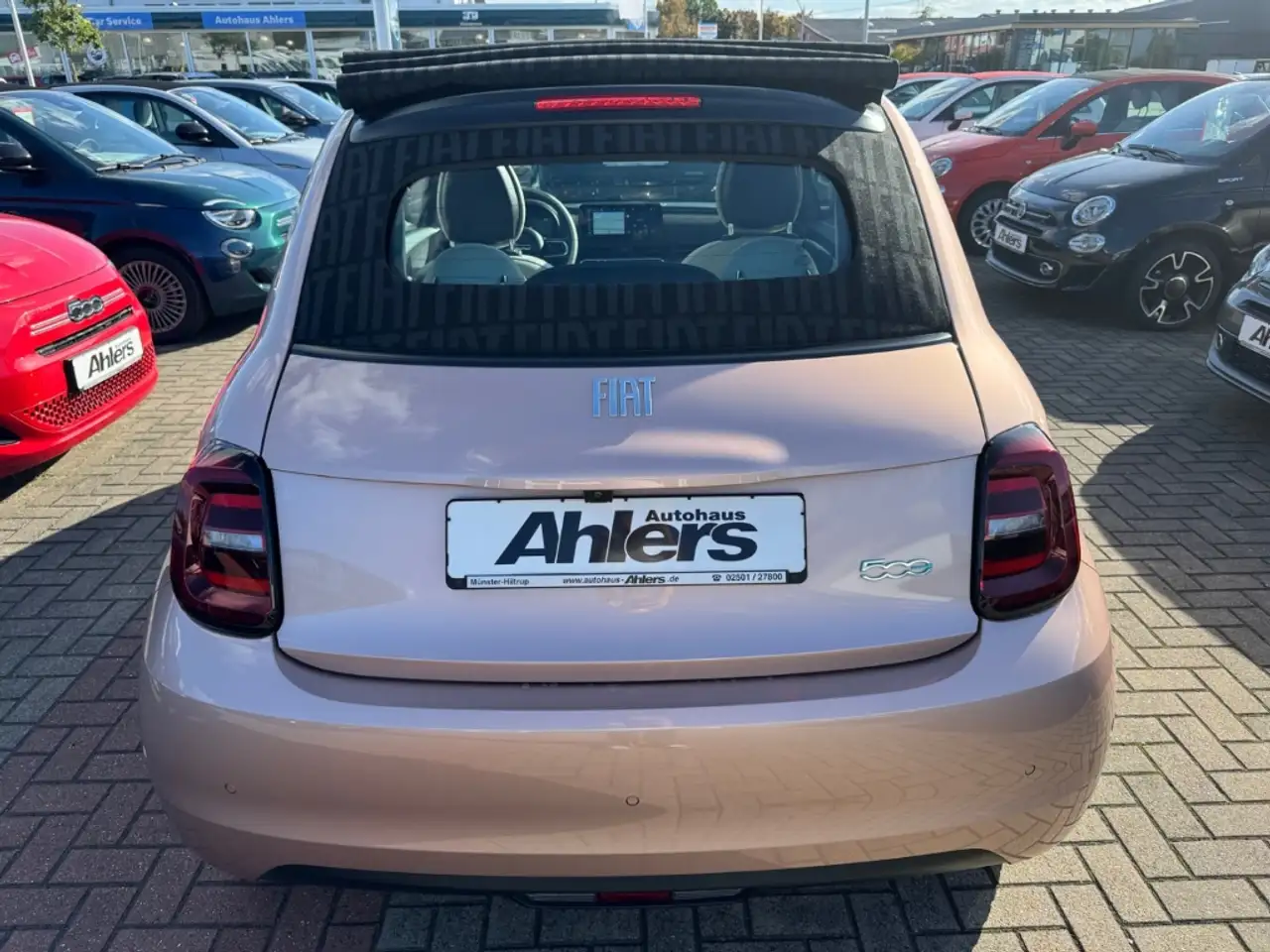 Fiat 500e La Prima By Bocelli+ALLWETTER+NAVI+JBL+LEDER+ACC+K — Galerie du véhicule 6