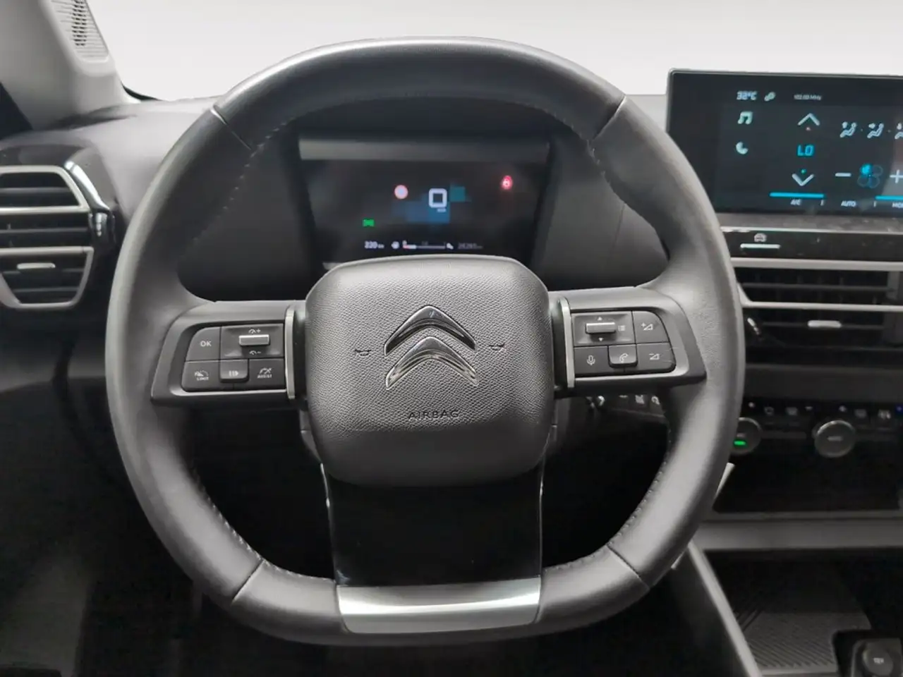 Citroen C4 1.2 PureTech Plus S&S 130 — معرض صور السيارة 10