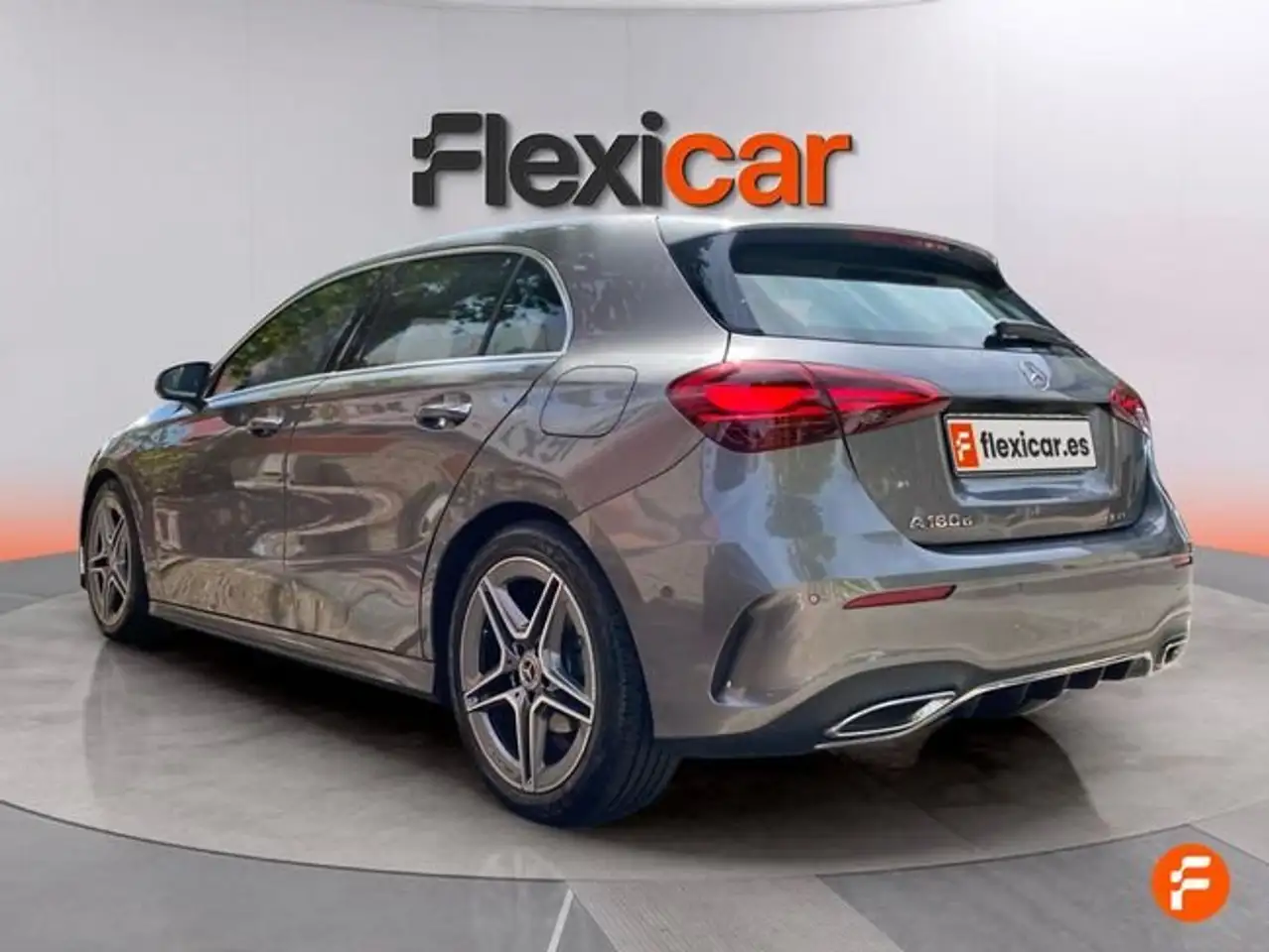 Mercedes-Benz A 180 d — معرض صور السيارة 4