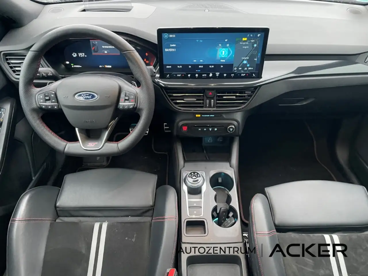 Ford Focus ST X Turnier 2.3 AT7 Pano/aAHK/ACC -34%* — معرض صور السيارة 18