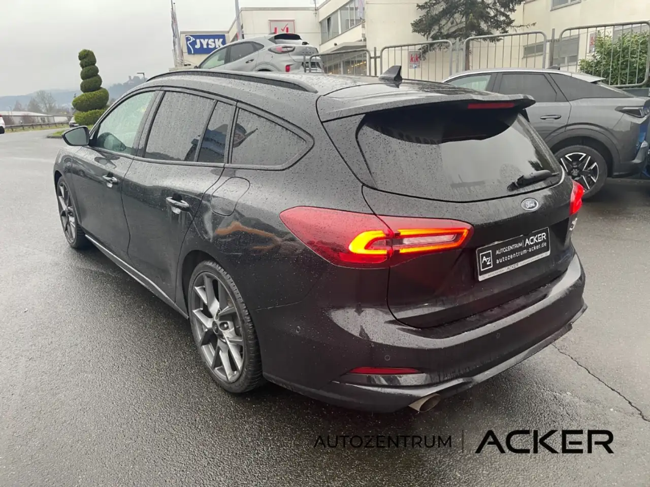 Ford Focus ST X Turnier 2.3 AT7 Pano/aAHK/ACC -34%* — معرض صور السيارة 7