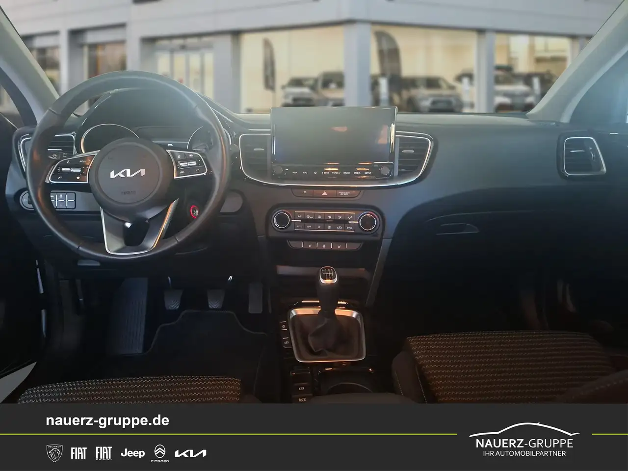 Kia Sonstige Spirit 1.5 T-GDI — Galería del vehículo 11