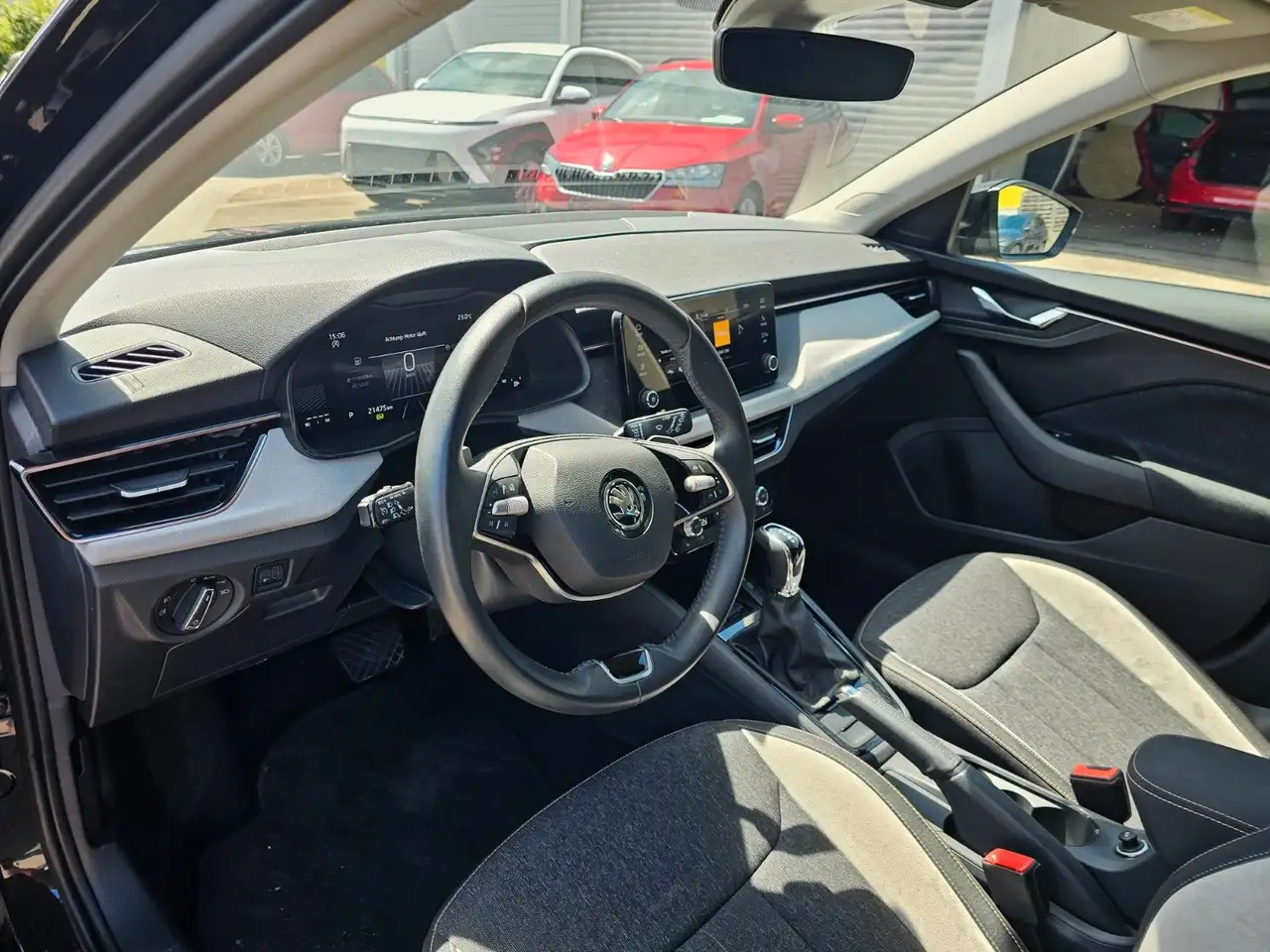 Skoda Scala 1,0 TSI DSG Selection — Galerie du véhicule 8