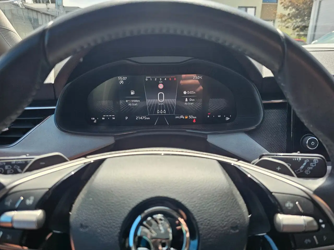 Skoda Scala 1,0 TSI DSG Selection — Galerie du véhicule 15